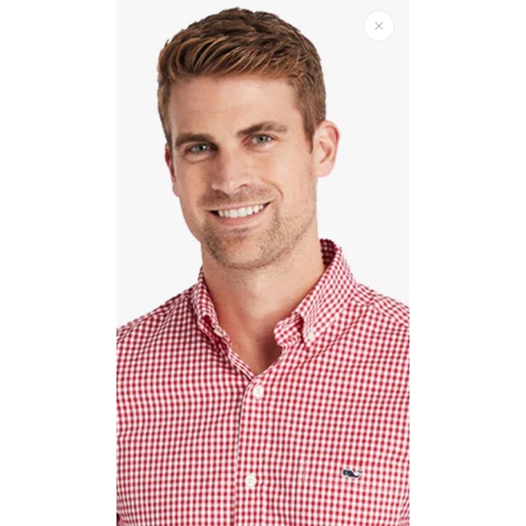 VINEYARD VINES | Men's Arawak Gingham Classic Tucker Shirt - Strawberry/White - Picture 2 of 13